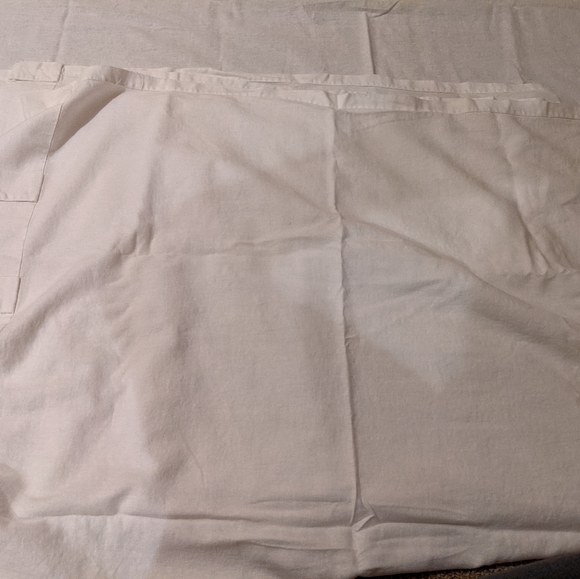 Target Threshold Curtains - Picture 2 of 2